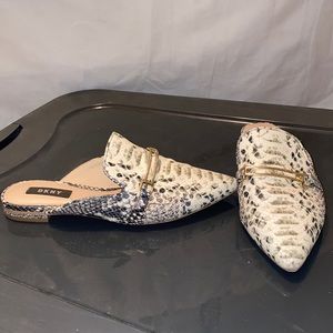 Faux snake skin slides